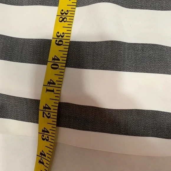 Beckley Gray White Striped Dress Short Sleeve Casual Chic Stretch M